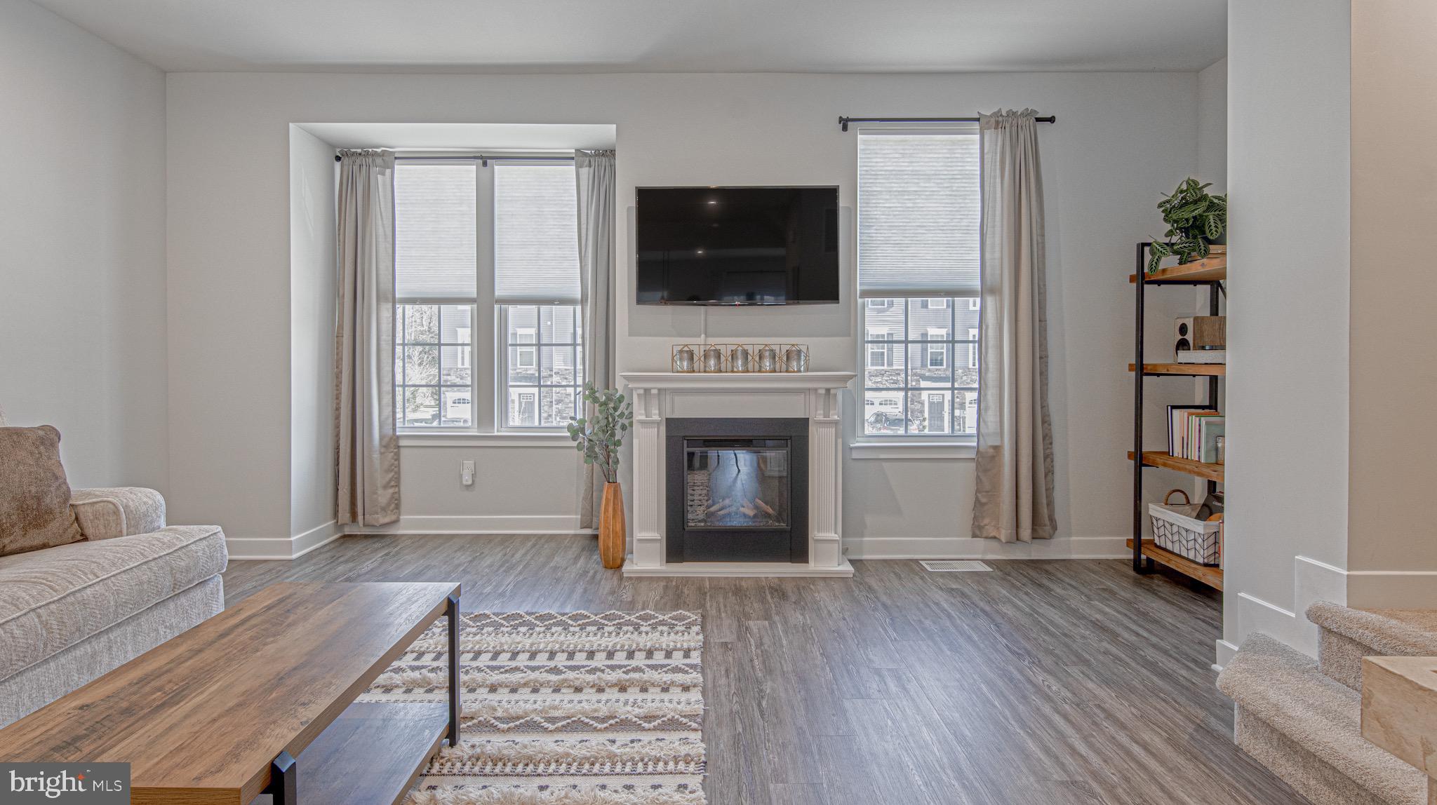 105 Spire Place Sewell, NJ 08080 - Photo 2 of 20