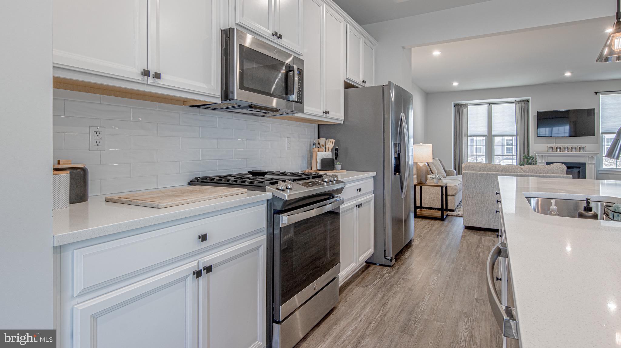 105 Spire Place Sewell, NJ 08080 - Photo 4 of 20