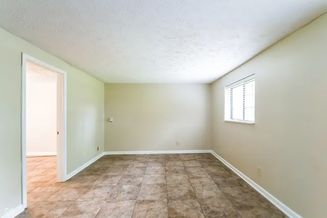 $2,250 | 6523 Woodmere Circle, Indianapolis, IN 46260