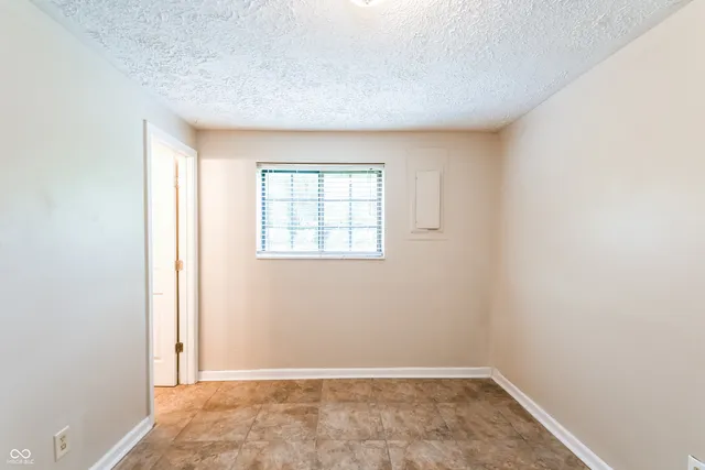 $2,250 | 6523 Woodmere Circle, Indianapolis, IN 46260