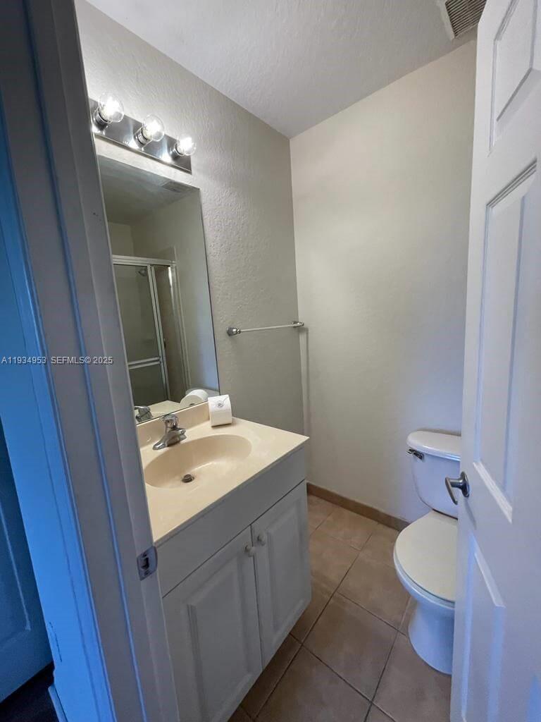 3550 Oleander Terrace Riviera Beach, FL 33404 - Photo 8 of 20