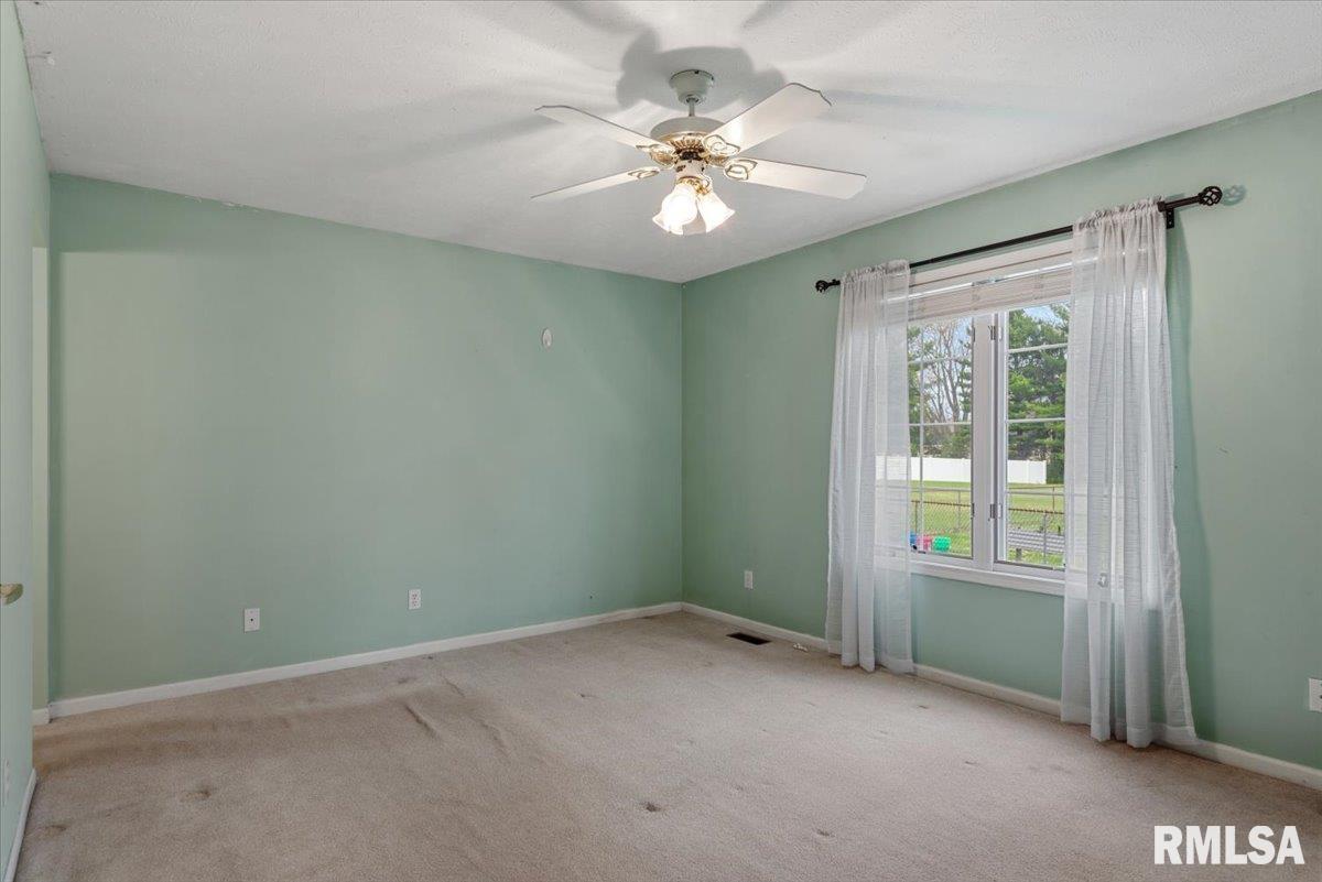 1805 Wren Drive Springfield, IL 62703 - Photo 13 of 28