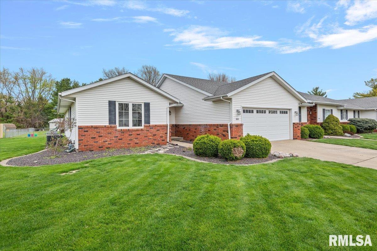 1805 Wren Drive Springfield, IL 62703 - Photo 2 of 28