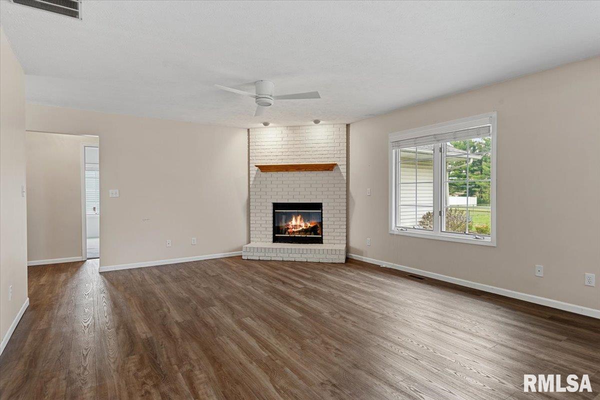 1805 Wren Drive Springfield, IL 62703 - Photo 6 of 28