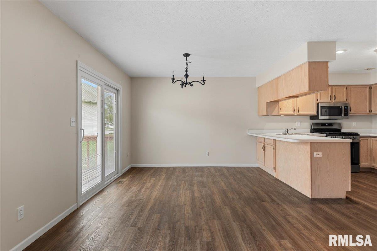 1805 Wren Drive Springfield, IL 62703 - Photo 7 of 28