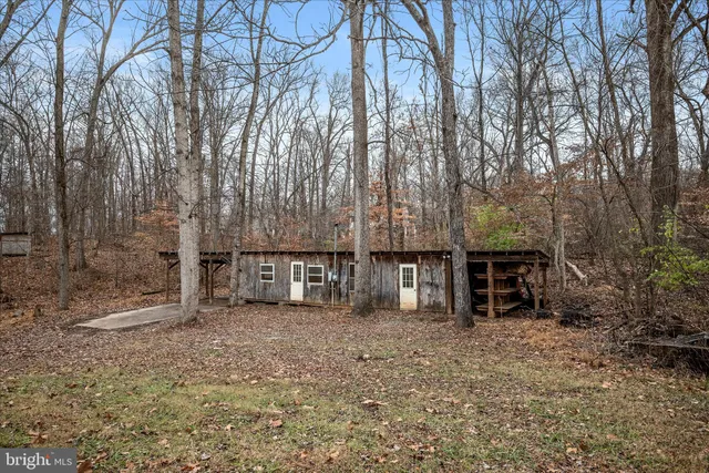 $590,000 | 179 River Park Lane, Bluemont, VA 20135