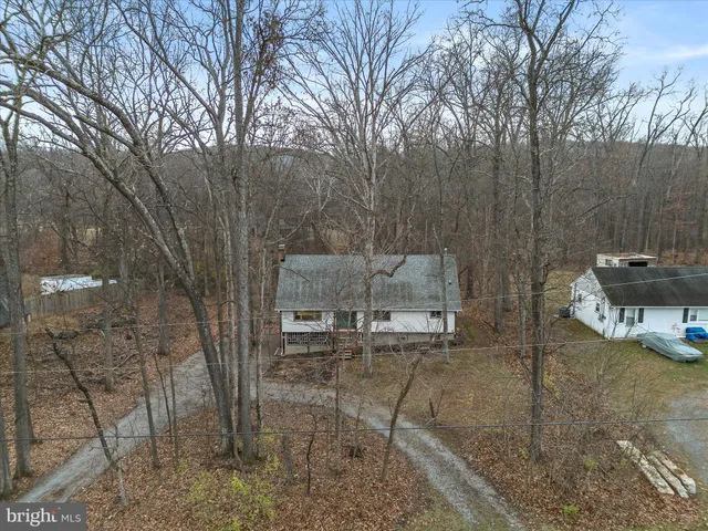 $590,000 | 179 River Park Lane, Bluemont, VA 20135