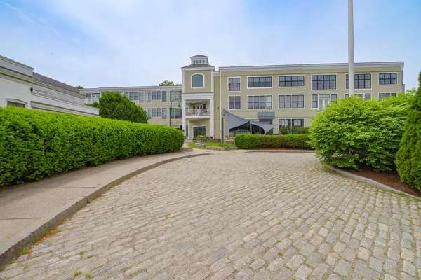 $649,000 | 40 Washington Street, Unit 310, Camden, ME 04843