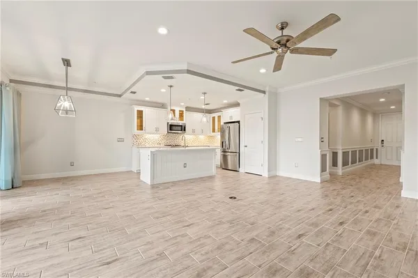 $3,500 | 6954 Avalon Circle, Unit 703, Naples, FL 34112