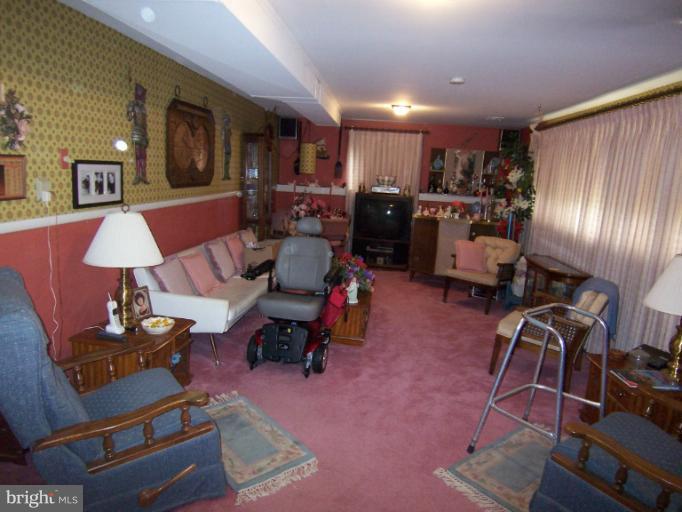 3107 Jeffrey Road Windsor Mill, MD 21244 - Photo 16 of 23 Family Room