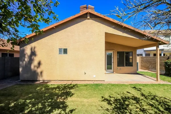 $2,405 | 2267 East Arabian Drive, Gilbert, AZ 85296