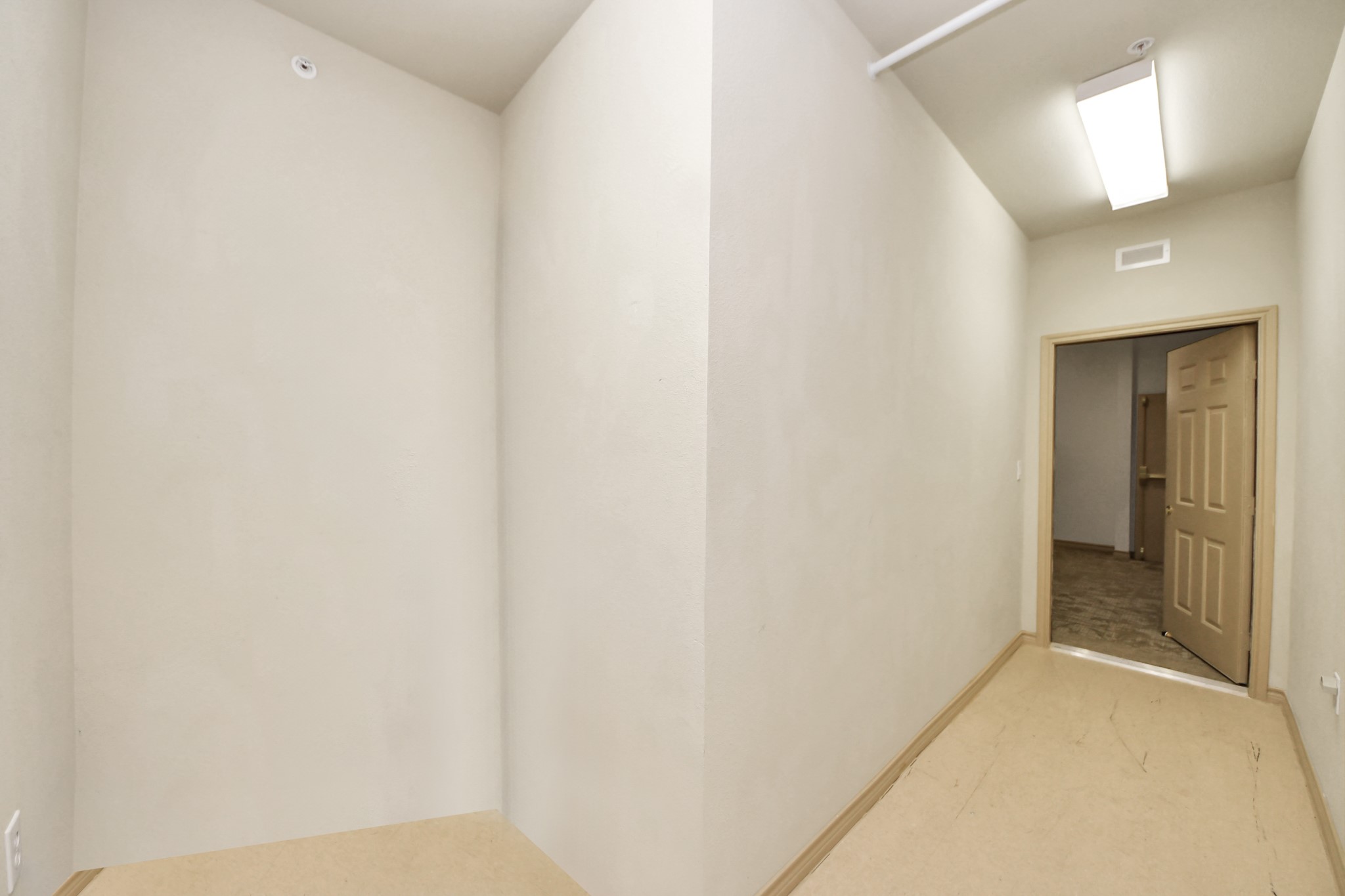 2400 McCue Road, Unit 333 Houston, TX 77056 - Photo 37 of 49 large private storage room next to the unit