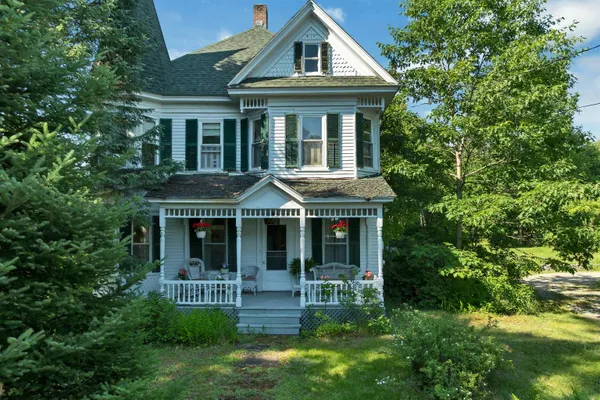 $430,000 | 23 Park Street, Whitefield, NH 03598