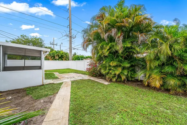 $3,200 | 1505 Northeast 30th Street, Pompano Beach, FL 33064