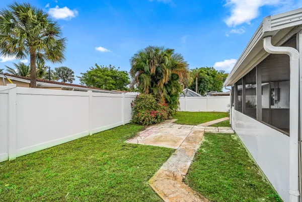 $3,200 | 1505 Northeast 30th Street, Pompano Beach, FL 33064