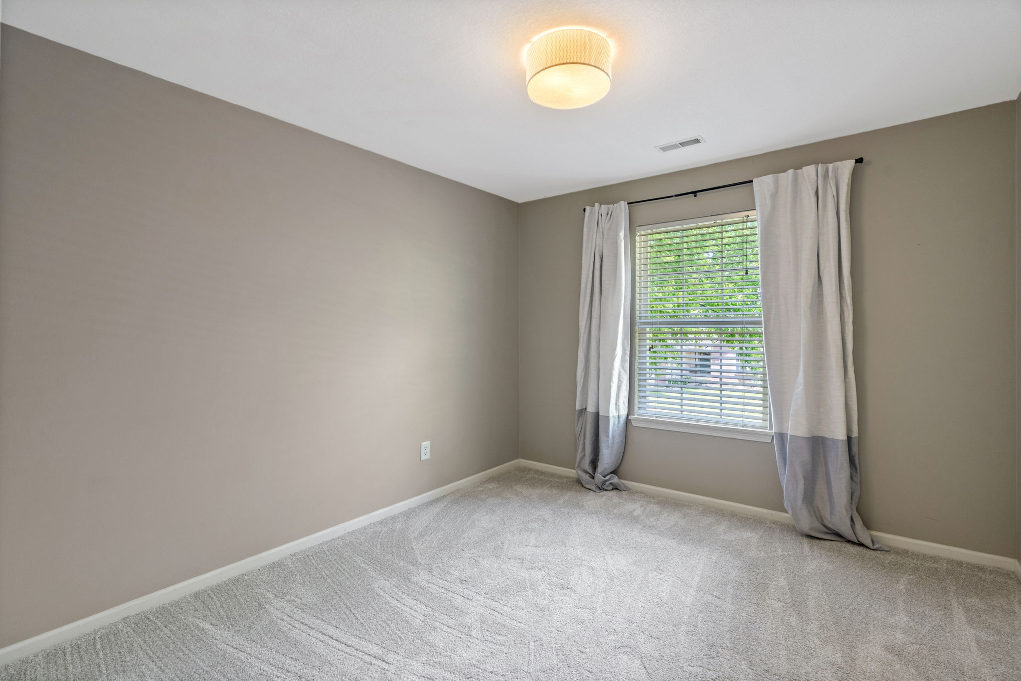 11201 Delight Creek Road Fishers, IN 46038 - Photo 14 of 34 Gallery Image 14