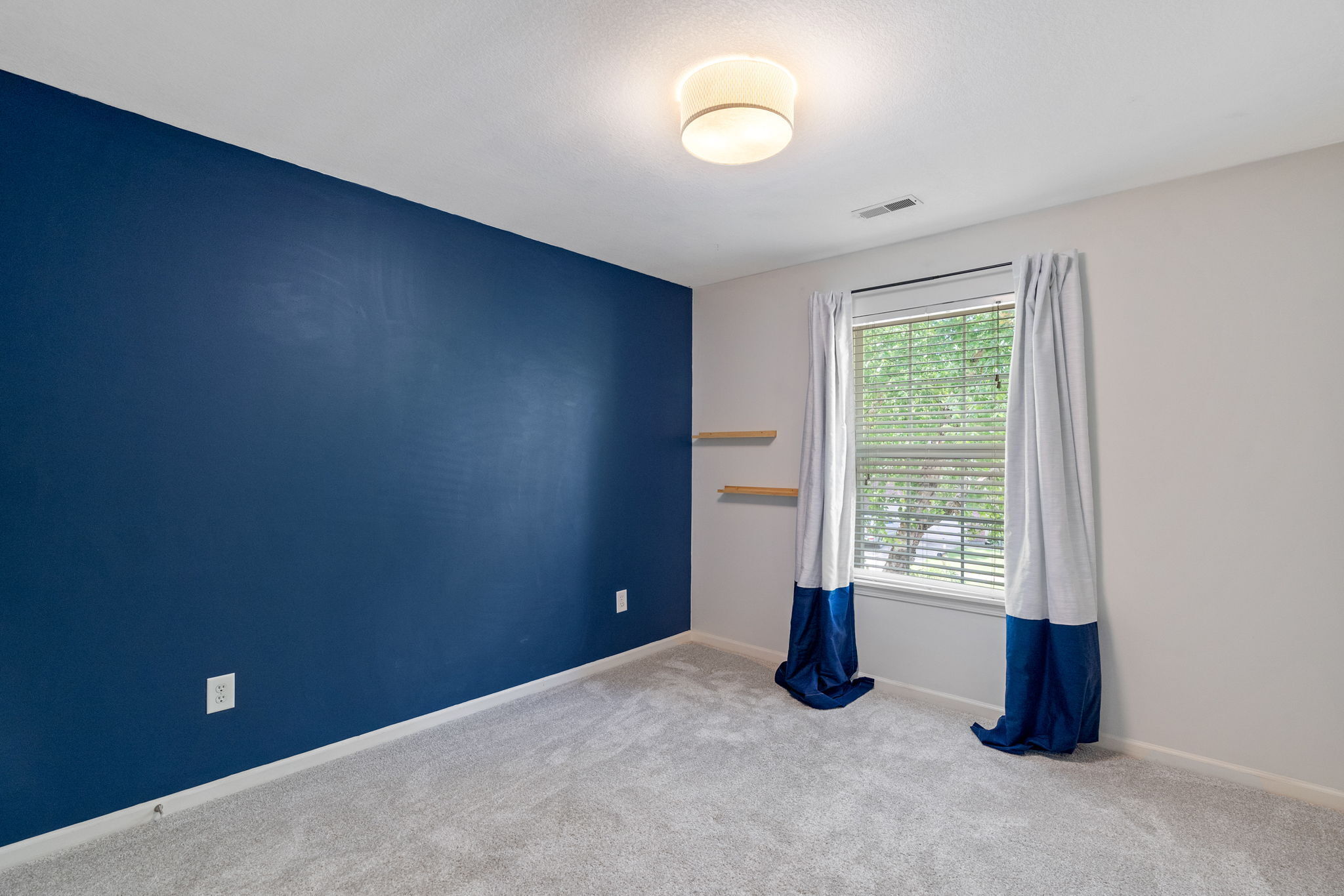 11201 Delight Creek Road Fishers, IN 46038 - Photo 16 of 34 Gallery Image 16