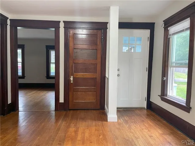 $2,100 | 307 Milton Avenue, Syracuse, NY 13204