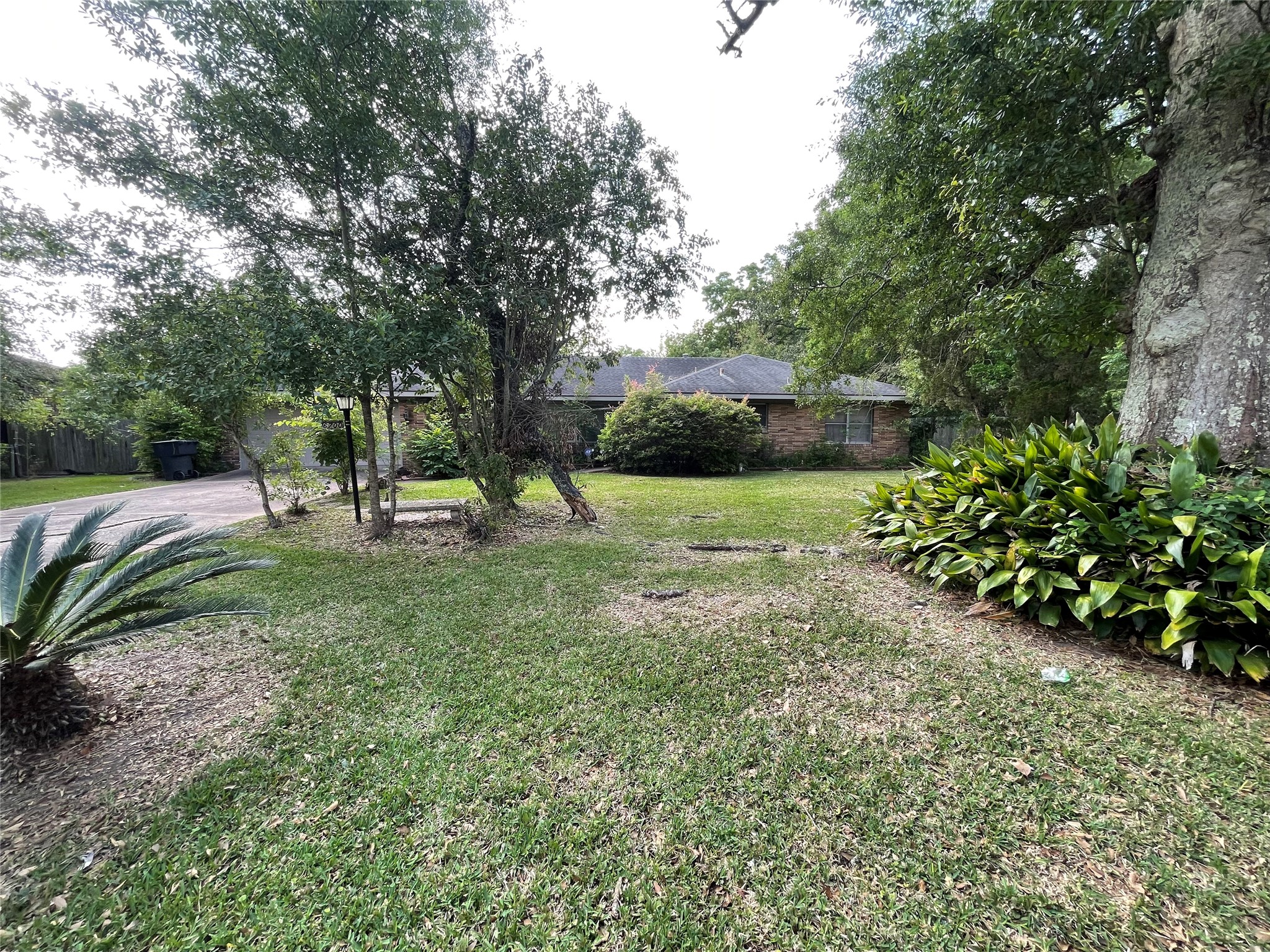 6700 Howe Street Groves, TX 77619 - Photo 3 of 18