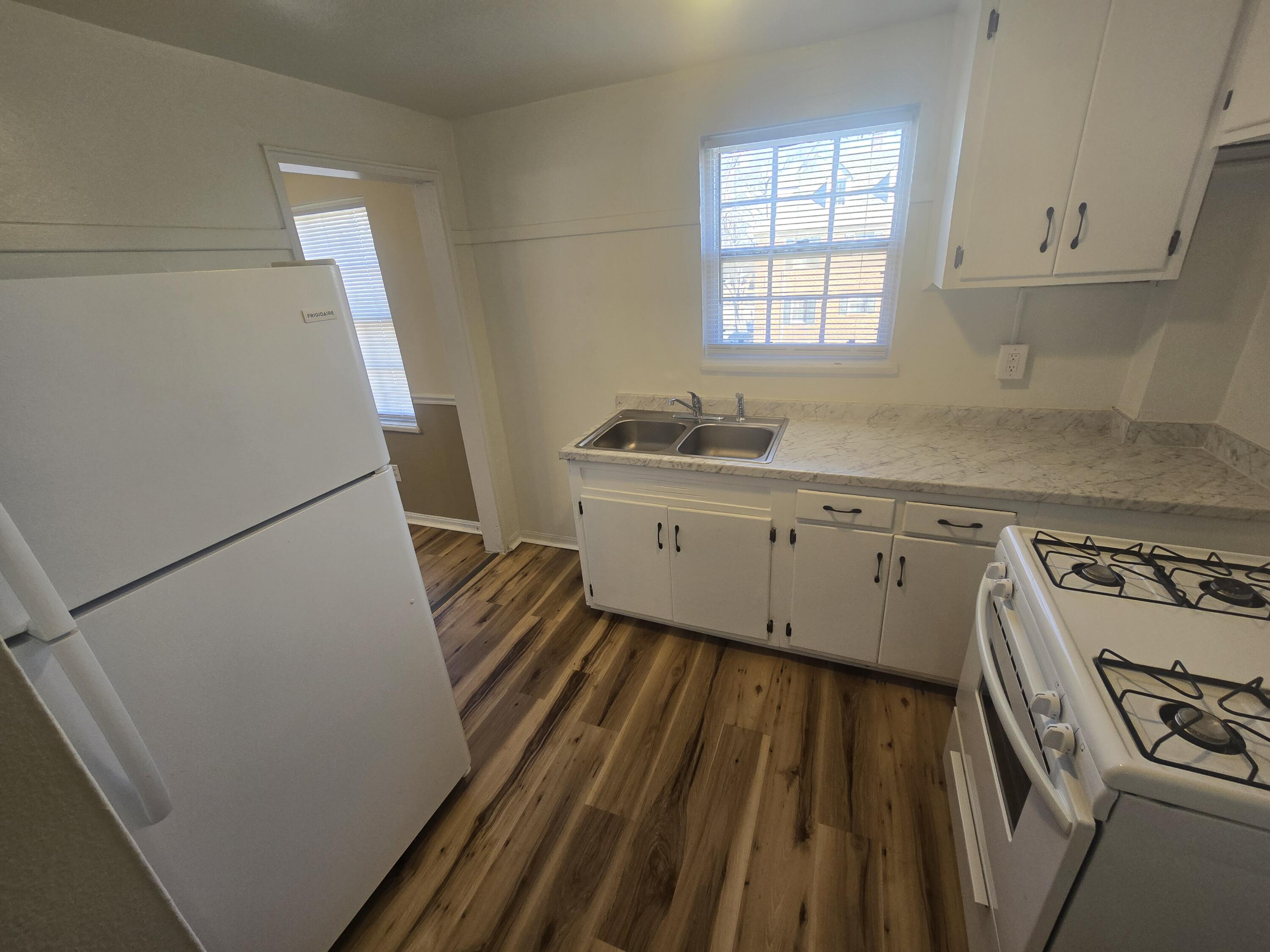 1732 Grandin Road Southwest, Unit 59 Roanoke, VA 24015 - Photo 4 of 6 20260211_113330