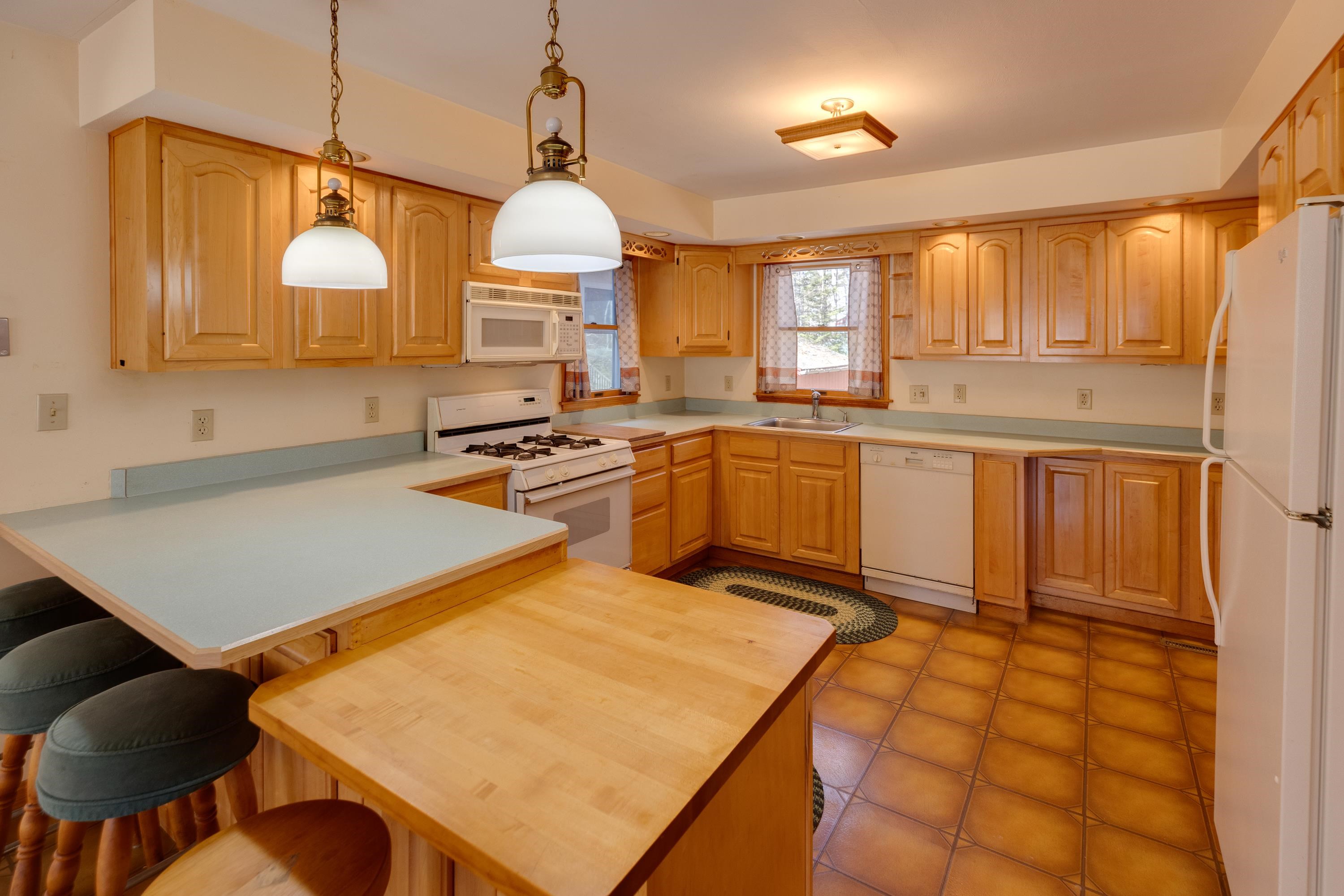 9 Tara Road, Unit 54 Moultonborough, NH 03254 - Photo 5 of 52 Gallery Image 5