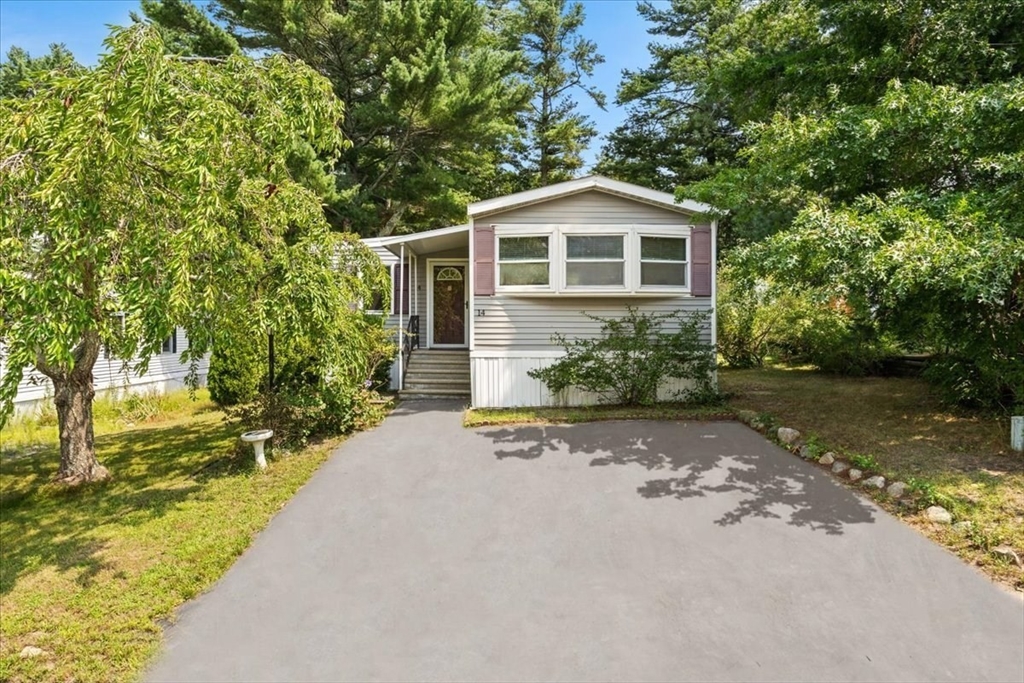 14 Judith Street Wareham, MA 02576 - Photo 1 of 16 Gallery Image 1