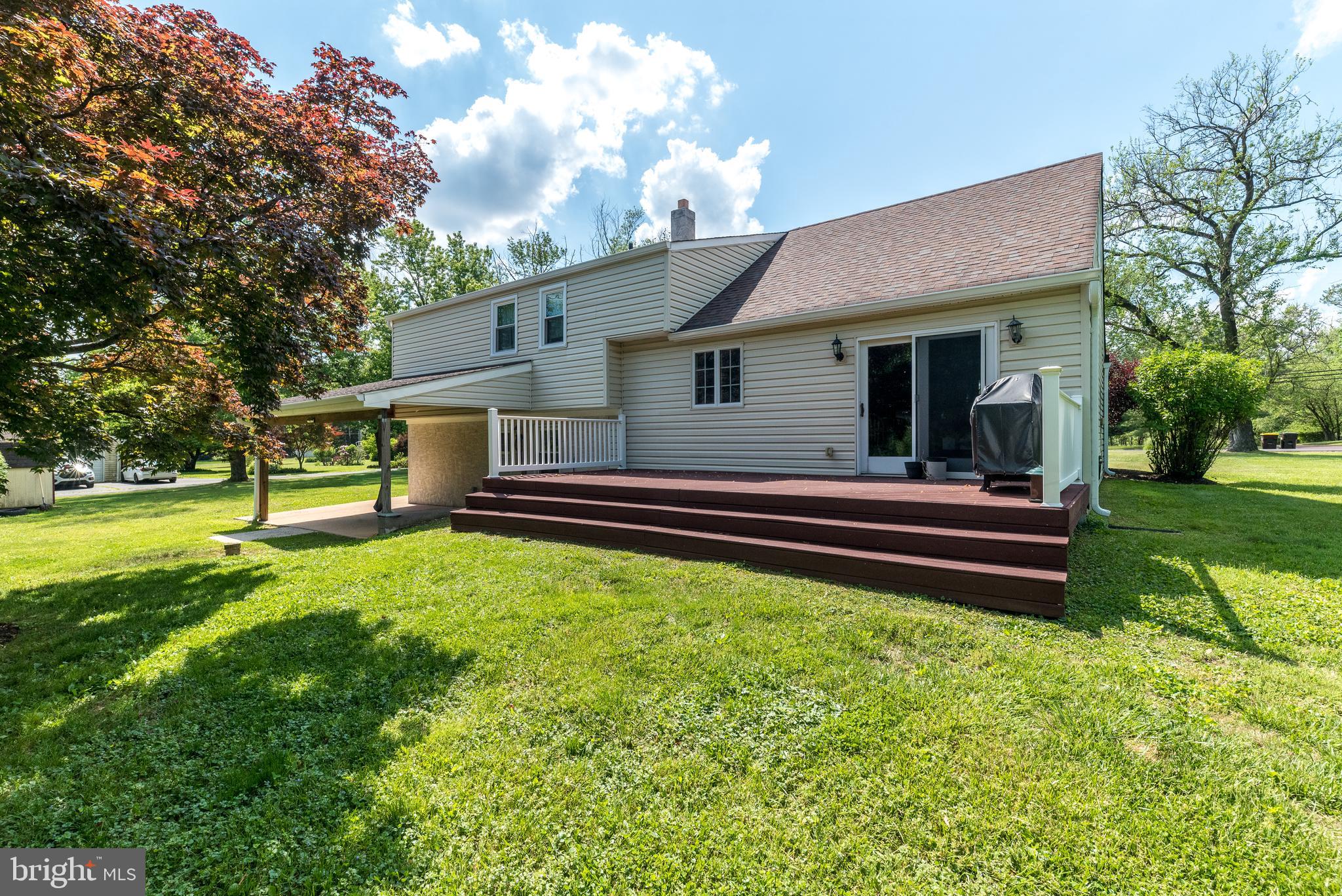 511 Upper Stump Road Chalfont, PA 18914 - Photo 4 of 37 View of the maintenance free deck