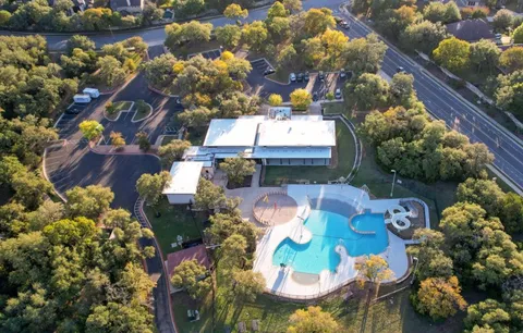 $1,325,000 | 7212 Vicenza Drive, Austin, TX 78739