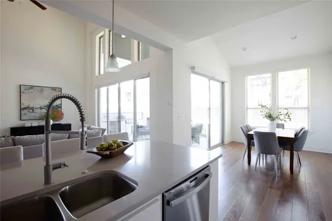 $1,325,000 | 7212 Vicenza Drive, Austin, TX 78739