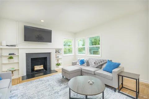 $1,150,000 | 833 Belle Avenue, San Rafael, CA 94901