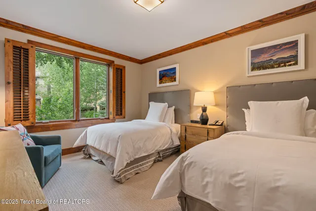 $9,000,000 | 7680 Granite Loop Road, Unit 755, Teton Village, WY 83001