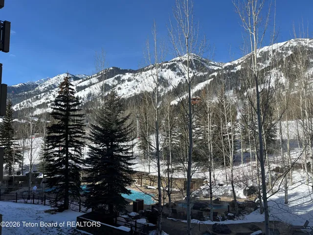 $9,000,000 | 7680 Granite Loop Road, Unit 755, Teton Village, WY 83001