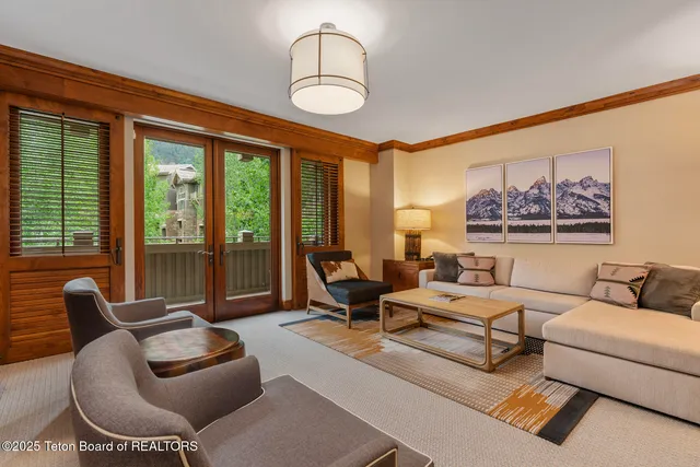 $9,000,000 | 7680 Granite Loop Road, Unit 755, Teton Village, WY 83001