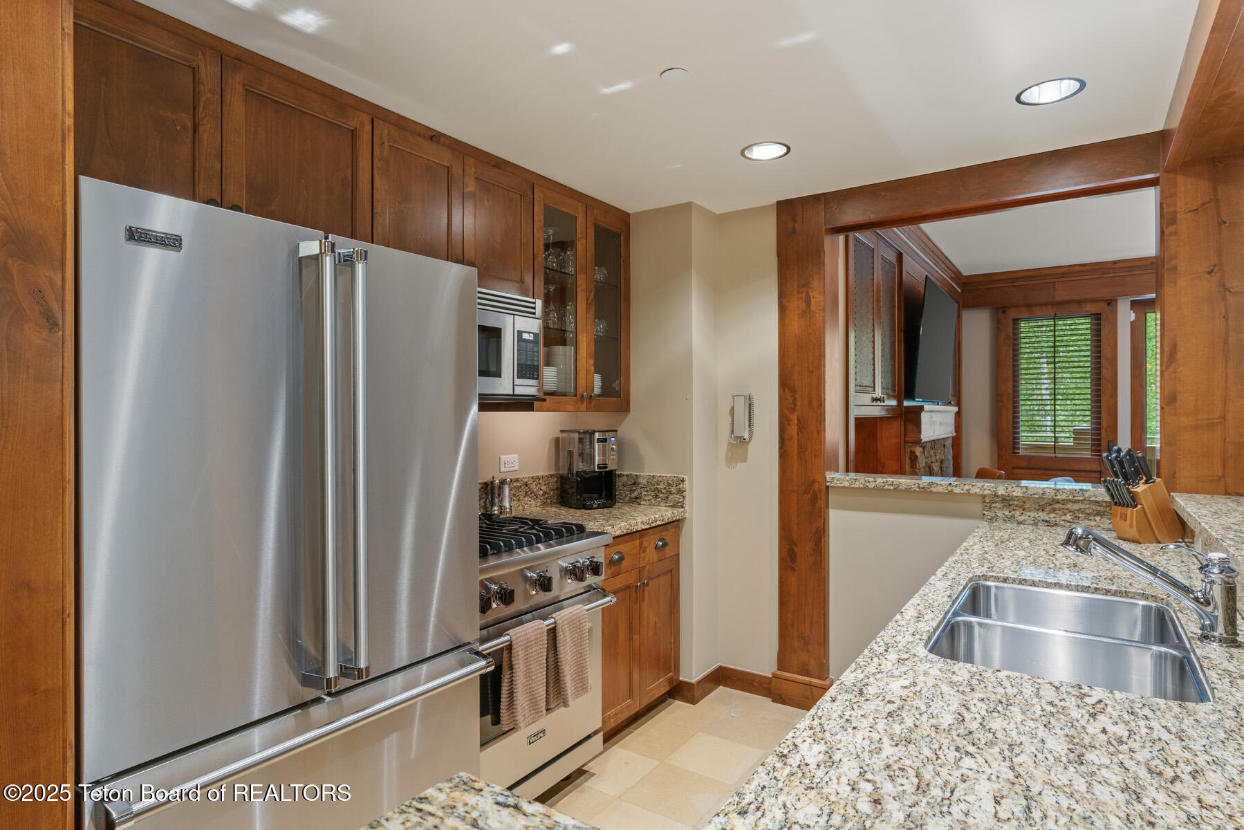7680 Granite Loop Road, Unit 755 Teton Village, WY 83001 - Photo 7 of 31 7 Kitchen