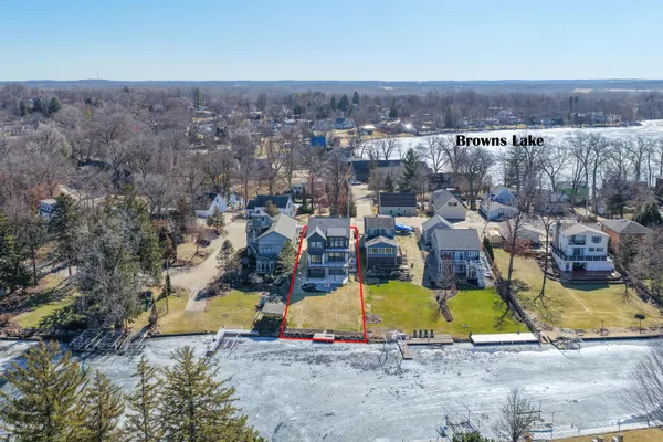 $1,895,000 | 30248 Forest Drive, Burlington, WI 53105