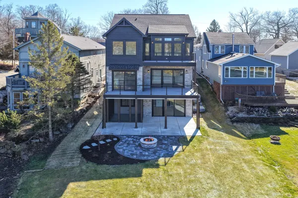 $1,895,000 | 30248 Forest Drive, Burlington, WI 53105