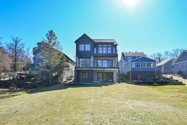 $1,895,000 | 30248 Forest Drive, Burlington, WI 53105