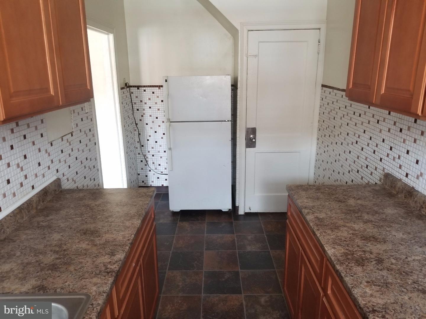 7421 Rugby Street Philadelphia, PA 19138 - Photo 8 of 15 Kitchen