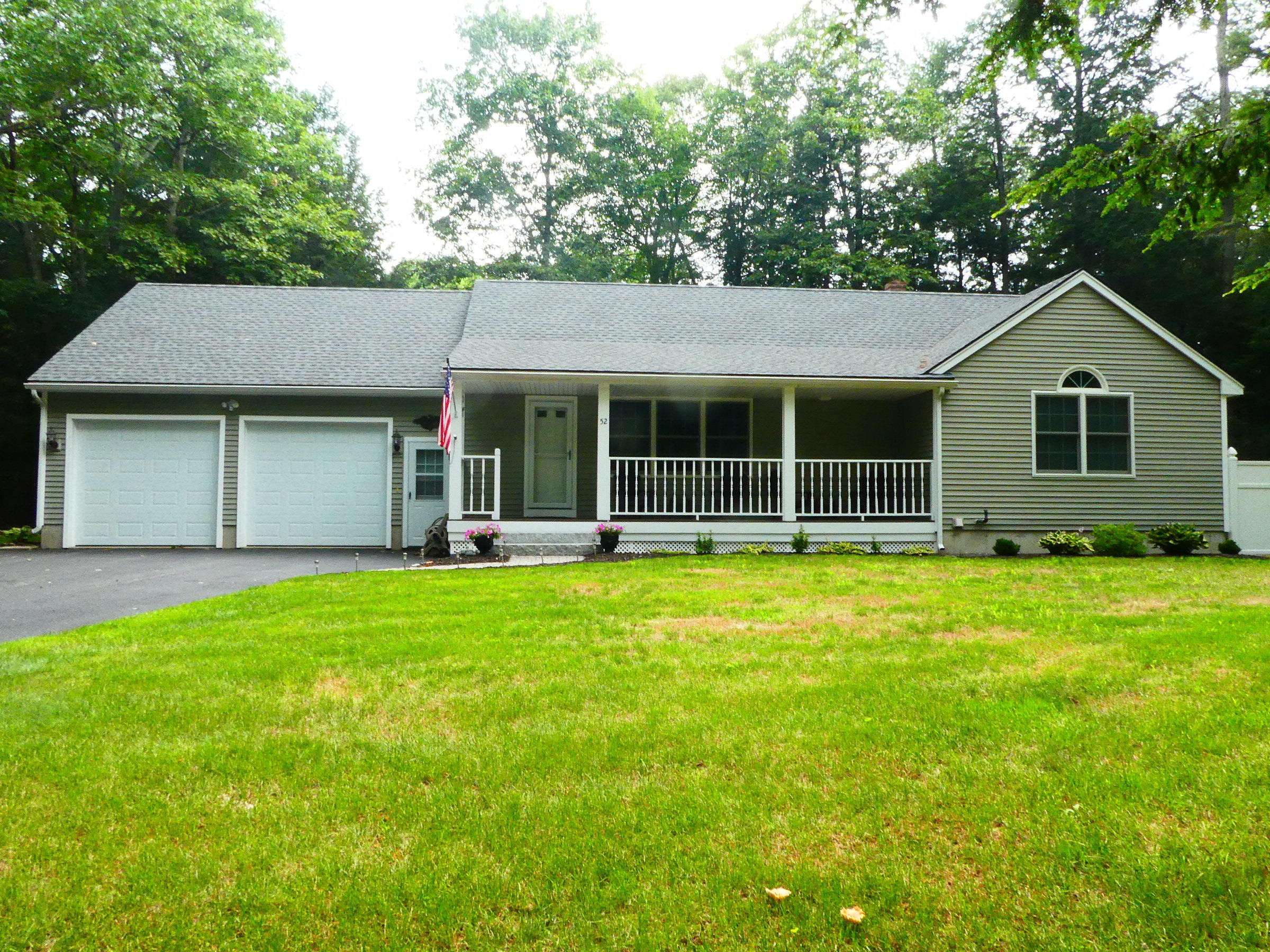 52 Park Road Windham, ME 04062 - Photo 2 of 44 Front view