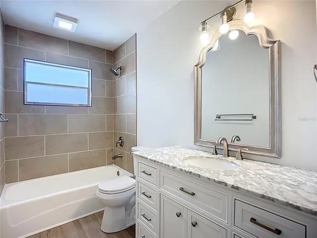 $2,490 | 2809 Taunton Drive West, Bradenton, FL 34205