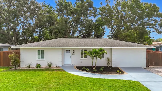 $2,490 | 2809 Taunton Drive West, Bradenton, FL 34205