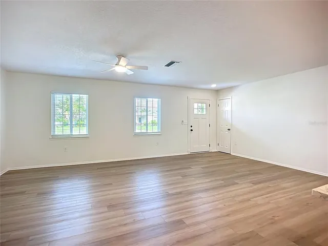 $2,490 | 2809 Taunton Drive West, Bradenton, FL 34205