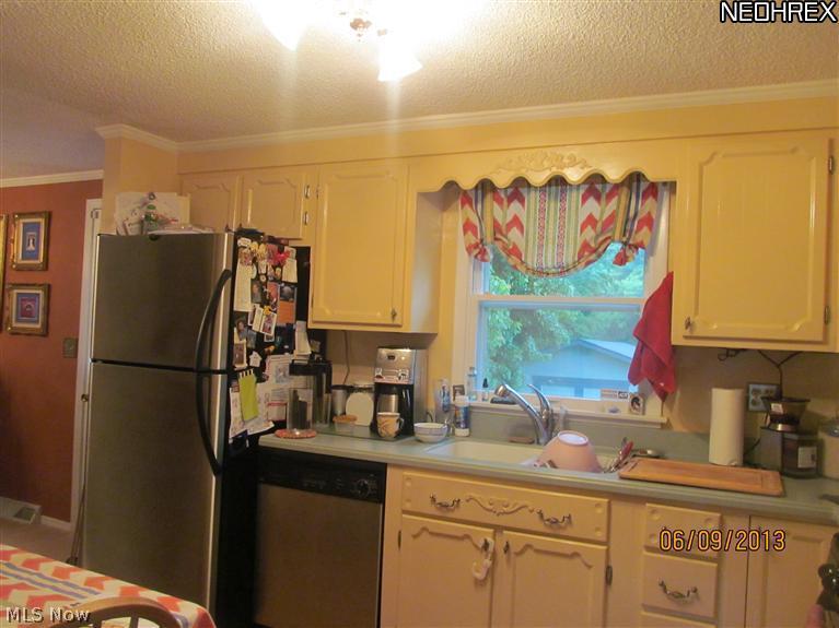 11859 Sheldon Road Mantua, OH 44255 - Photo 3 of 12 Gallery Image 3