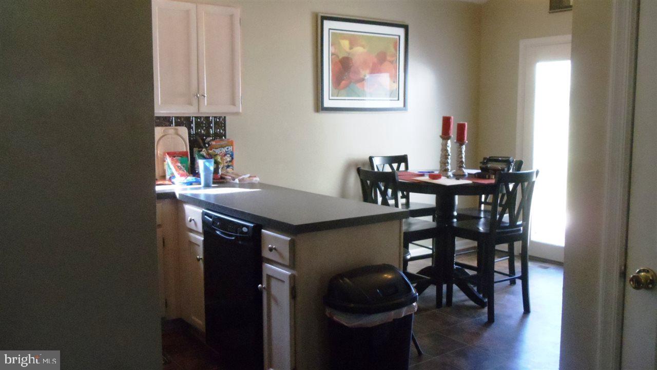 2742 Ridings Way York, PA 17408 - Photo 11 of 25 Gallery Image 11