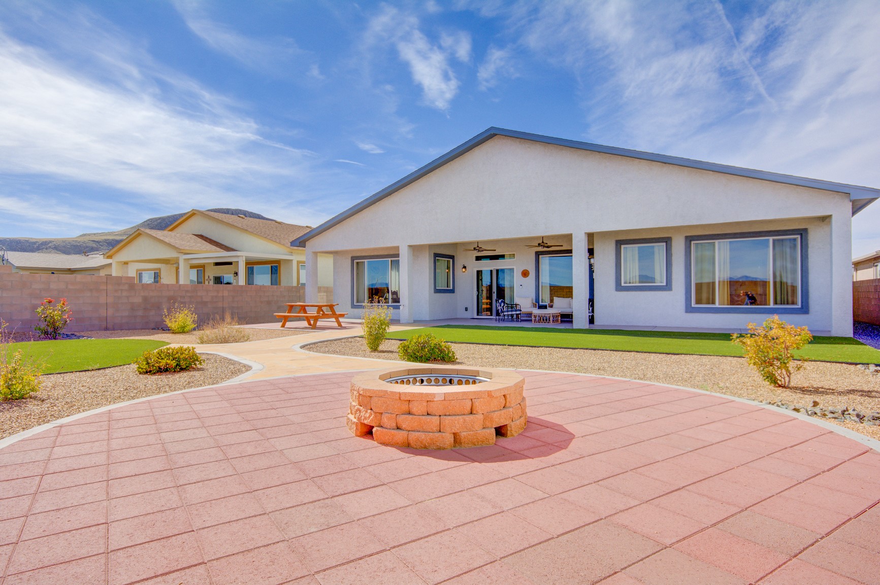 460 Rio Chama Circle Southwest Los Lunas, NM 87031 - Photo 43 of 48