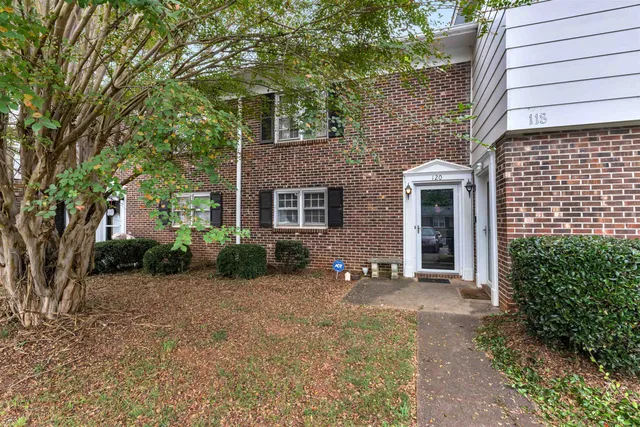 $147,900 | 120 Fernridge Drive, Spartanburg, SC 29307