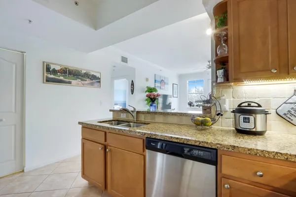 $2,295 | 276 Murcia Drive, Unit 309, Jupiter, FL 33458