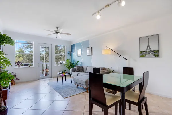 $2,295 | 276 Murcia Drive, Unit 309, Jupiter, FL 33458