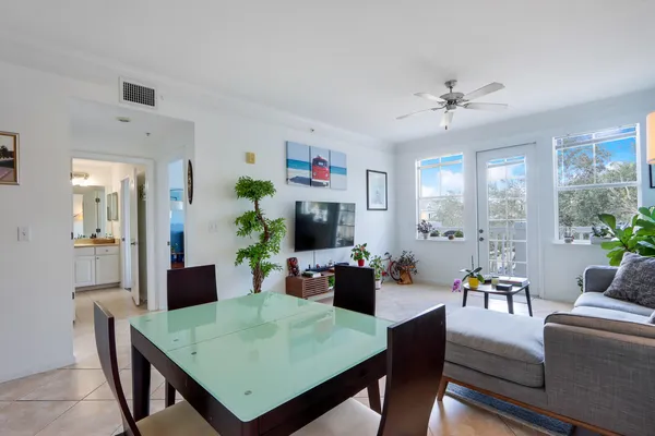 $2,295 | 276 Murcia Drive, Unit 309, Jupiter, FL 33458