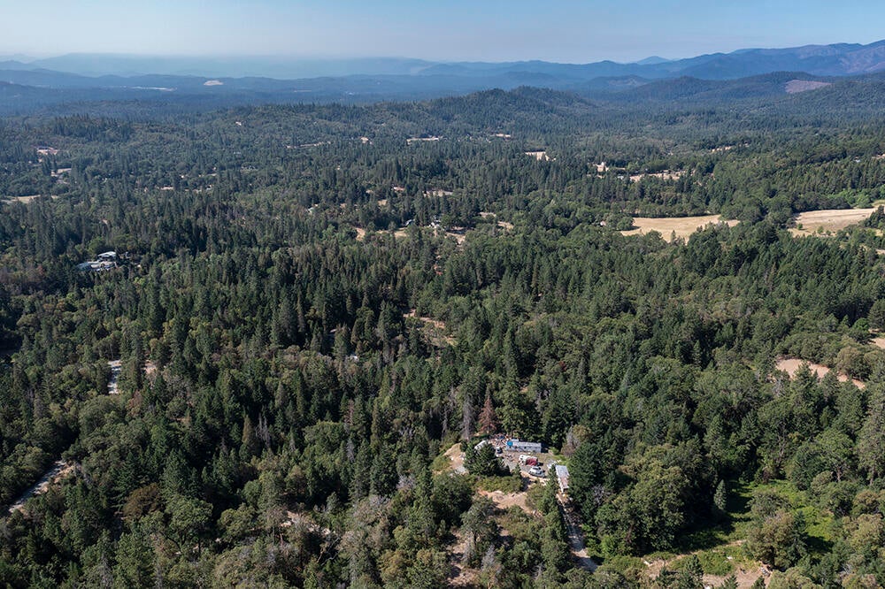 780 Hitching Post Road Grants Pass, OR 97526 - Photo 4 of 21 Looking back toward the valley from property.